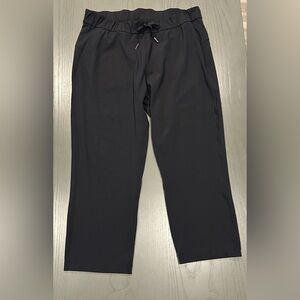 Lululemon On the Fly 7/8 Black Pants